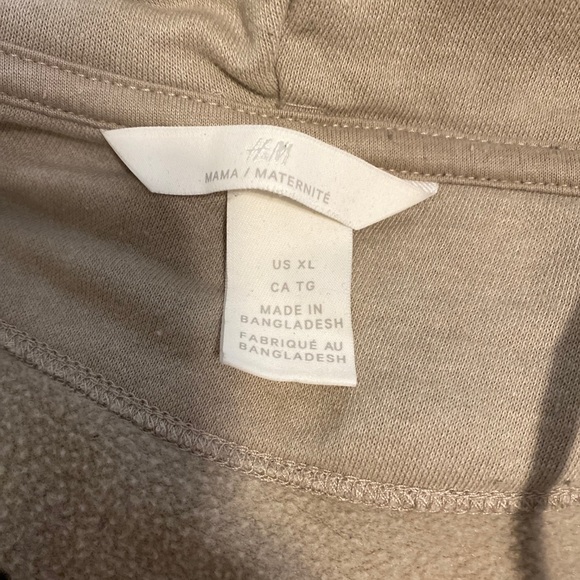 Maternity LoungeWear Bundle - Picture 11 of 12